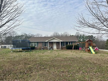 Lakefront Property for sale in Houston County, Tennessee