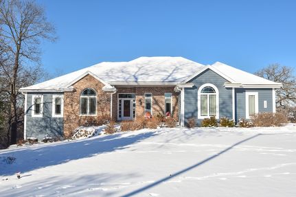 House for sale in Waukesha County, Wisconsin