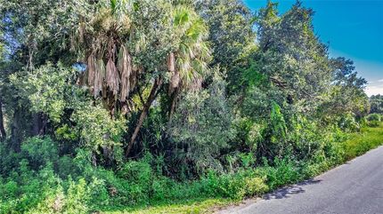Homesite for sale in Charlotte County, Florida