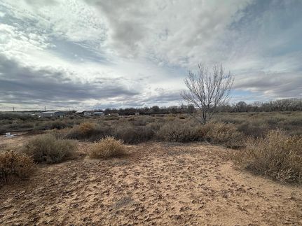 Homesite for sale in Valencia County, New Mexico