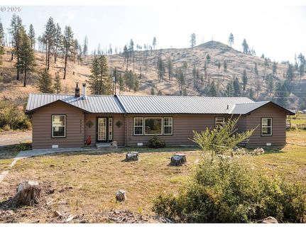 House for sale in Grant County, Oregon