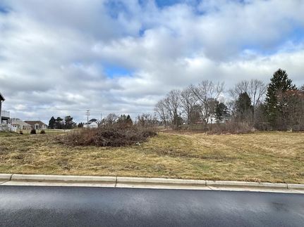 Homesite for sale in Waukesha County, Wisconsin