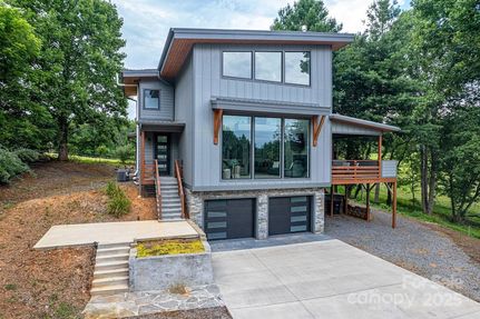 House for sale in Henderson County, North Carolina