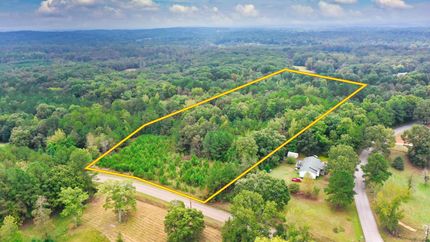 Land for sale in Chester County, Tennessee