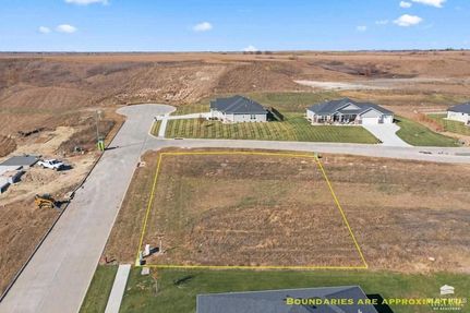 Homesite for sale in Riley County, Kansas