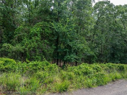 Homesite for sale in Crawford County, Arkansas