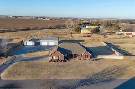 House for sale in Custer County, Oklahoma