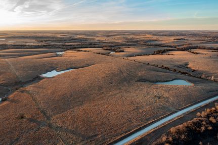 Horse Property for sale in Lyon County, Kansas