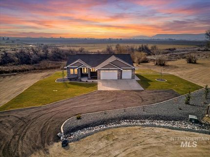 House for sale in Canyon County, Idaho