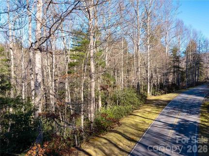 Homesite for sale in Henderson County, North Carolina