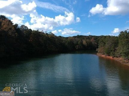 Lakefront Property for sale in Hart County, Georgia