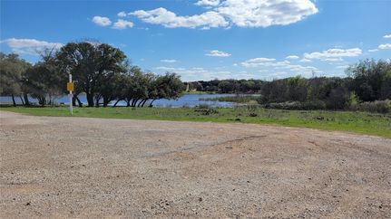 Homesite for sale in Hill County, Texas