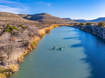 Waterfront Property for sale in Val Verde County, Texas