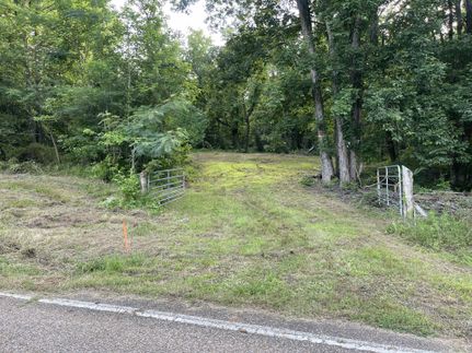 Farm and Ranch in Hardin County, Tennessee