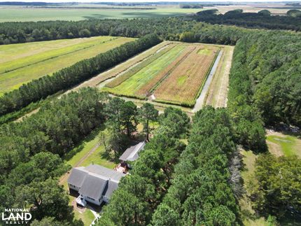 Farm and Ranch in Hyde County, North Carolina