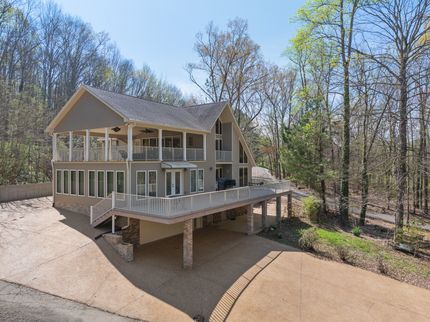 Riverfront Property for sale in Perry County, Tennessee