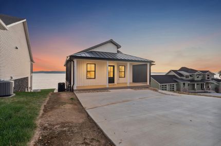 Lakefront Property for sale in Marshall County, Kentucky