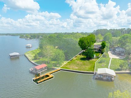 Waterfront Property for sale in Henderson County, Texas