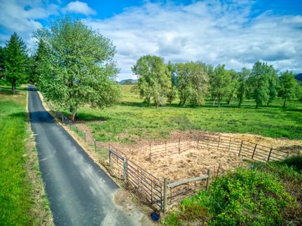 Land for sale in Douglas County, Oregon
