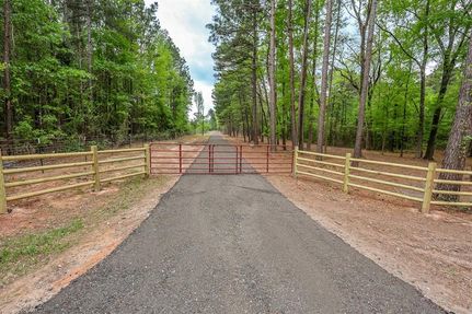 House for sale in Upshur County, Texas