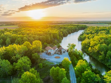 Lakefront Property for sale in Vernon County, Missouri