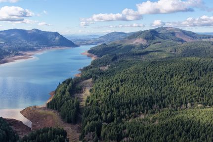 Farm and Ranch for sale in Lane County, Oregon