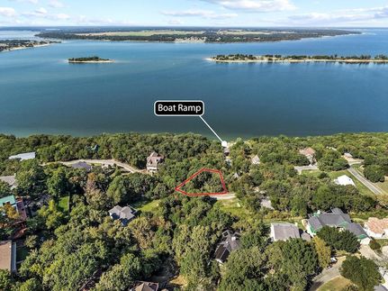 Lakefront Property for sale in Grayson County, Texas
