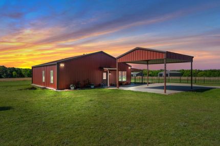 Farm and Ranch for sale in Grayson County, Texas