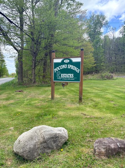 Lakefront Property in Wayne County, Pennsylvania