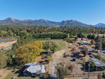 Horse Property for sale in Josephine County, Oregon