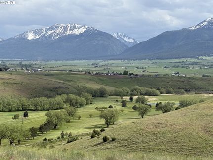 Lakefront Property for sale in Wallowa County, Oregon