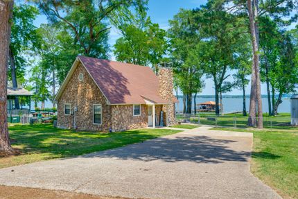 House for sale in Henderson County, Texas