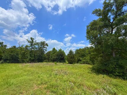 Homesite for sale in Leon County, Texas