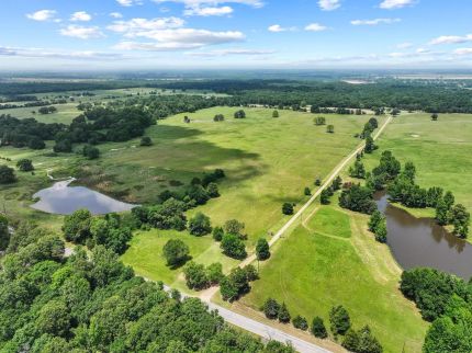 Riverfront Property for sale in Lamar County, Texas