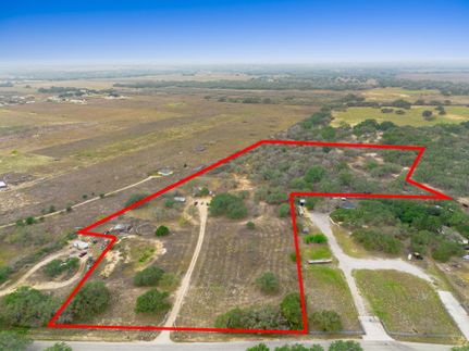 House for sale in Atascosa County, Texas