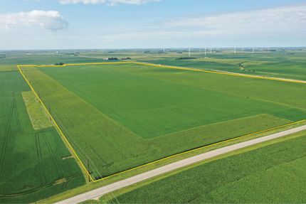Land for sale in Grundy County, Iowa