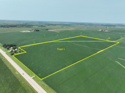 Land for sale in Fayette County, Iowa