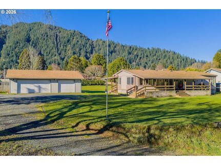 House for sale in Coos County, Oregon