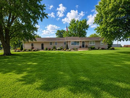 House for sale in Iroquois County, Illinois