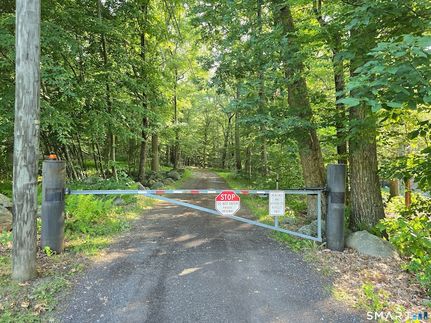 Land for sale in Hartford County, Connecticut