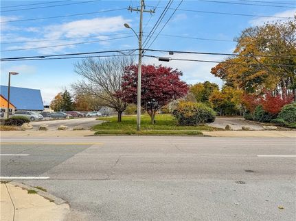 Land for sale in Newport County, Rhode Island