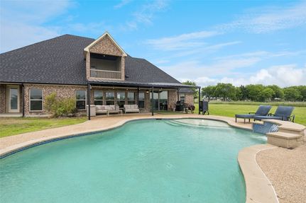 House for sale in Ellis County, Texas