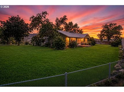 House for sale in Wheeler County, Oregon