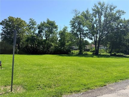 Homesite for sale in Macoupin County, Illinois