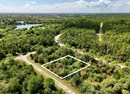 Homesite for sale in Sarasota County, Florida