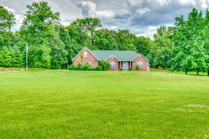 House for sale in Hamilton County, Illinois