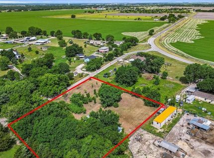 Homesite for sale in Ellis County, Texas