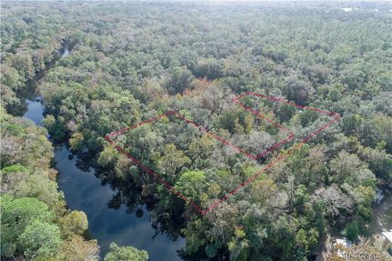 Lakefront Property for sale in Citrus County, Florida