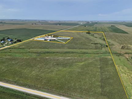 Land for sale in Benton County, Iowa