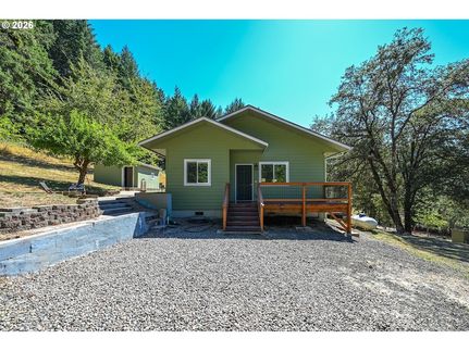 House for sale in Douglas County, Oregon